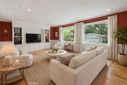 90 Sherwood Dr, Westlake Village, CA, 91361-4813 | Card Image