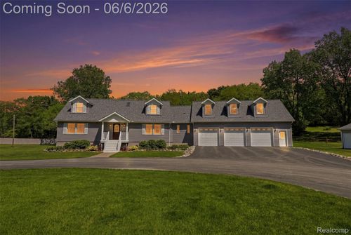 7060 Sheldon Rd, Whitmore Lake, MI, 48189-9107 | Card Image