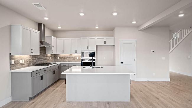 010 kitchen | Image 9