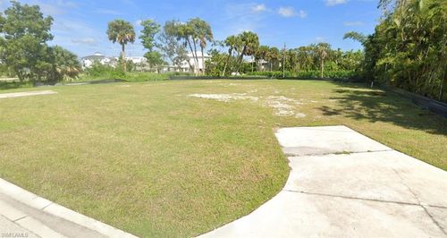 961 San Carlos Ct, FORT MYERS BEACH, FL, 33931-2248 | Card Image