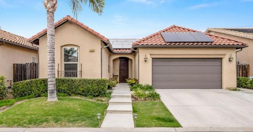 11319 N Via Napoli Dr, Fresno, CA, 93730-8832 | Card Image