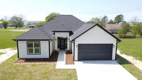 234 Candlelight Ln, Livingston, TX, 77351-1092 | Card Image