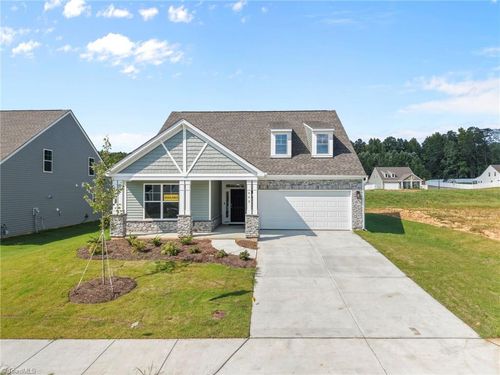 649 Ellabell Dr, Winston-Salem, NC, 27127-7668 | Card Image