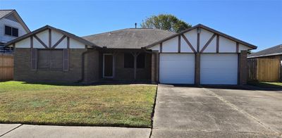 3938 Willowind Drive, House other with 3 bedrooms, 2 bathrooms and null parking in Pasadena TX | Image 2