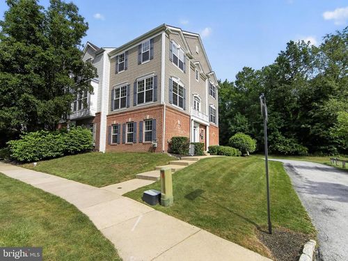1825 Darlington Ln, CHESTER SPRINGS, PA, 19425-3817 | Card Image