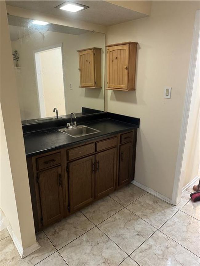 2060 Spanish Oaks Dr, House other with 3 bedrooms, 2 bathrooms and null parking in Harvey LA | Image 4