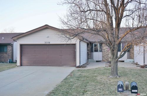 2218 Southwood Place, Lincoln, NE, 68512 | Card Image