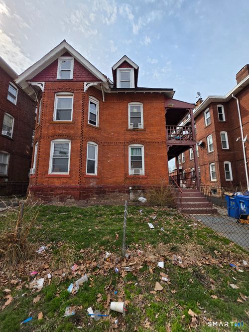 69 Babcock St, Hartford, CT, 06106-1302 | Card Image