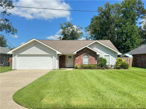 104 Elm Ct, Hammond, LA, 70403-5100 | Card Image