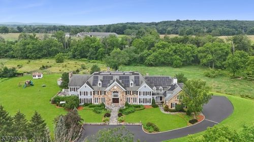 875 Larger Cross Rd, Bedminster, NJ, 07921 | Card Image