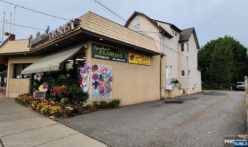 319 Ridge Rd, Lyndhurst, NJ, 07071-2209 | Card Image