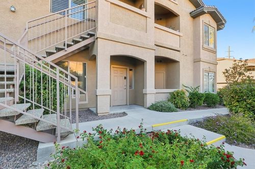 1082-8985 S Durango Dr, Las Vegas, NV, 89113-6117 | Card Image