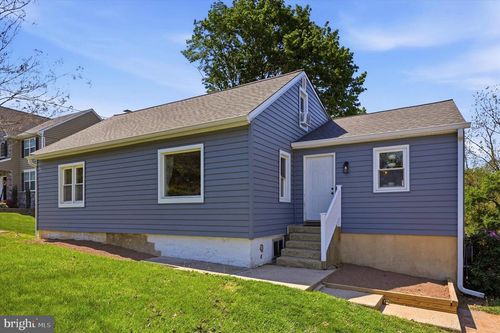 307 E Mount Kirk Ave, NORRISTOWN, PA, 19403-1144 | Card Image