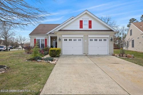 22 Hazeltine Ln, Jackson, NJ, 08527-4045 | Card Image