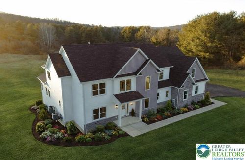 3102 Moyer Rd, HELLERTOWN, PA, 18055-9003 | Card Image