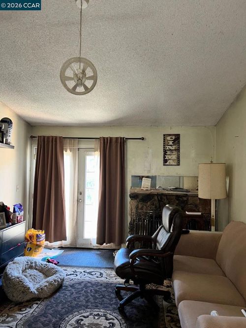 3504 Desanie Cir, Bay Point, CA, 94565 | Card Image