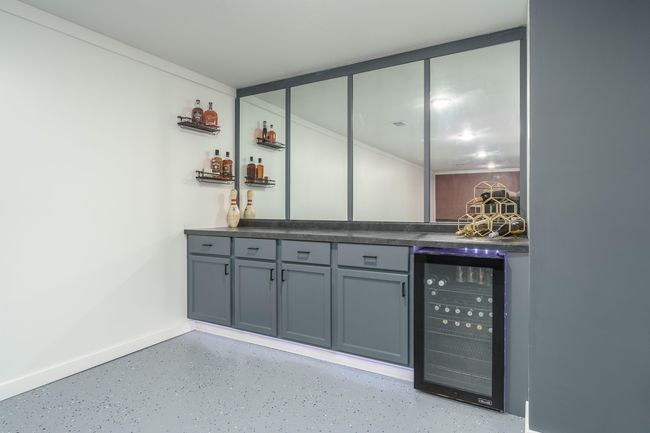 Lower level dry bar | Image 24