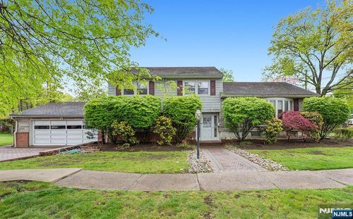 339 Beechwood Rd, Oradell, NJ, 07649-1807 | Card Image