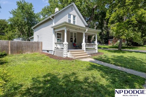 4644 Lowell Ave, Lincoln, NE, 68506-4930 | Card Image