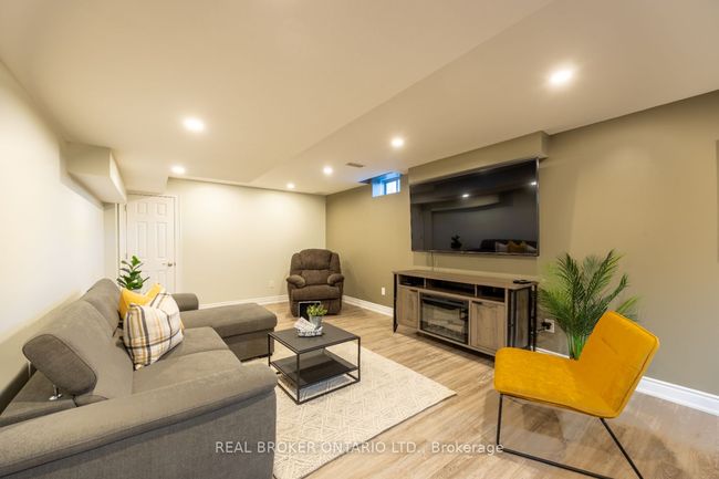 3 Melrose Dr, House other with 4 bedrooms, 5 bathrooms and 4 parking in Millbrook ON | Image 33