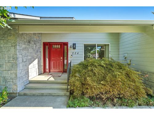 224 Se 20th Pl, Milton-Freewater, OR, 97862-1280 | Card Image
