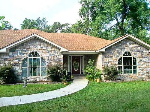 23506 Saxon Way, Hockley, TX, 77447-9575 | Card Image