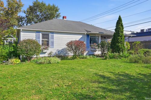 3306 N Locust St, Muncie, IN, 47304-1851 | Card Image