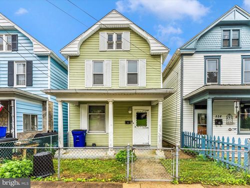 526 W Potomac St, BRUNSWICK, MD, 21716-1038 | Card Image