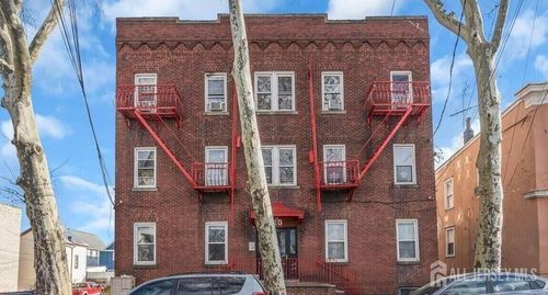 apt-5-720 Cortlandt St, Perth Amboy, NJ, 08861-2858 | Card Image