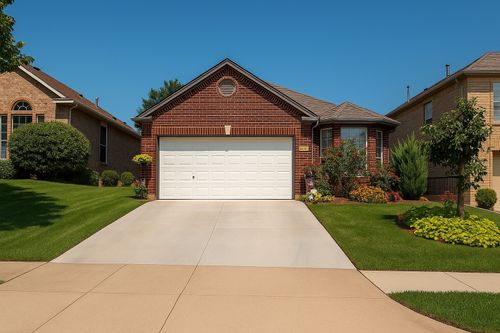 4929 Lodgepole Ln, Fort Worth, TX, 76137-6348 | Card Image