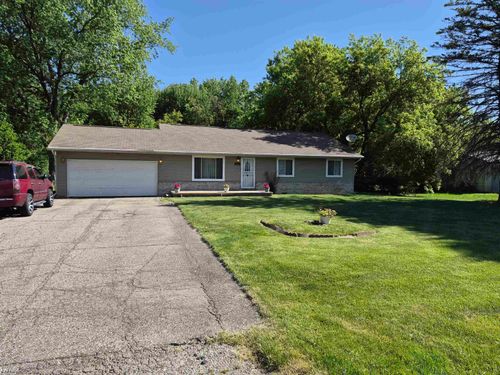 1282 Arrowhead Dr, Burton, MI, 48509-1424 | Card Image