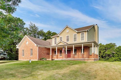 7365 English Oak Ln, Spring Grove, IL, 60081-7917 | Card Image