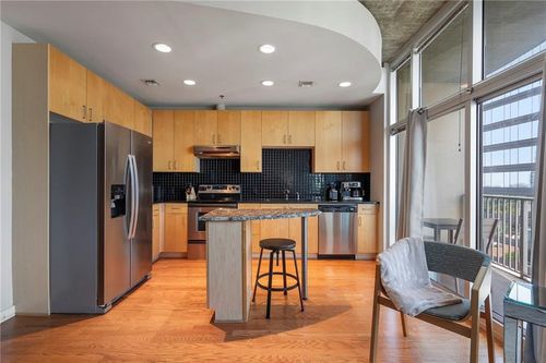 unit-1827-923 Peachtree St Ne, Atlanta, GA, 30309-4492 | Card Image