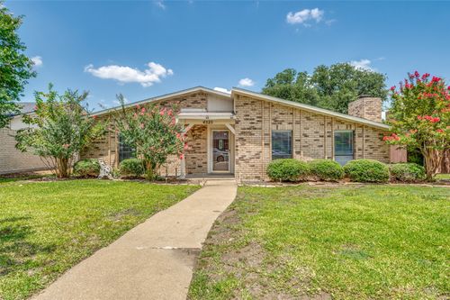 4525 Newcombe Dr, Plano, TX, 75093-3914 | Card Image