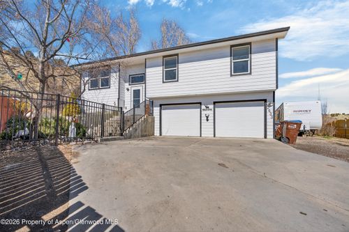 2633 Shawnee Ct, Rifle, CO, 81650-3836 | Card Image