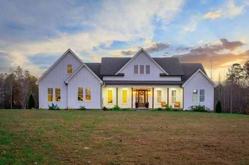 553 New Home Rd, Trenton, GA, 30752-5534 | Card Image