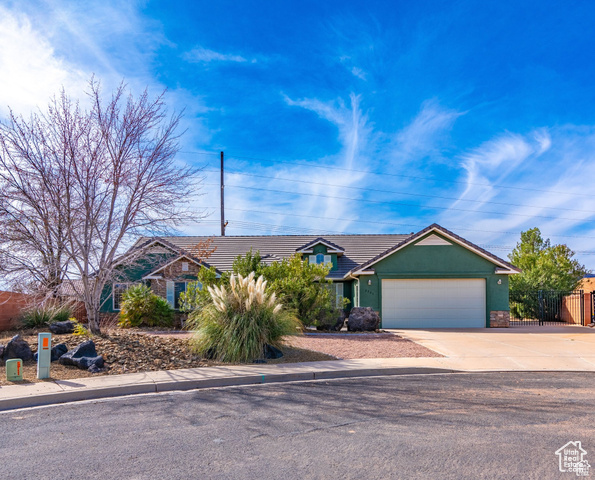 Julie Dr, Santa Clara, UT 84765