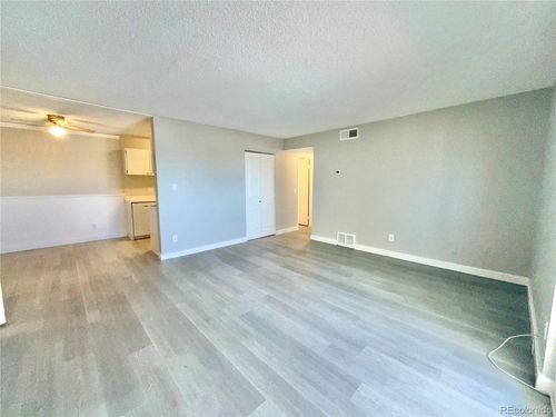 6-302-10211 Ura Ln, Thornton, CO, 80260-8903 | Card Image