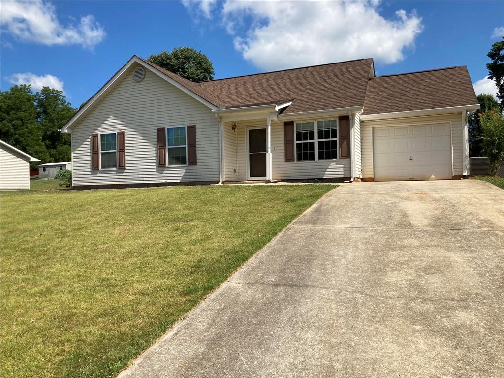 Cottage Ln, Clermont, GA 30527