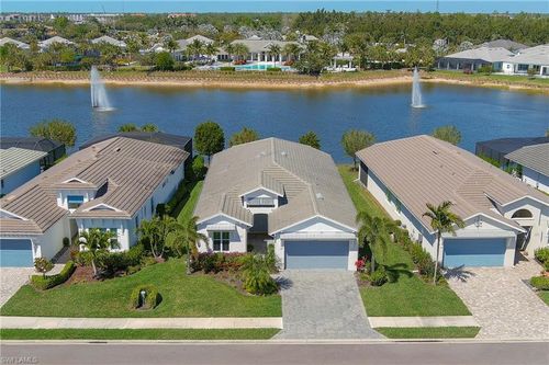 8897 Redonda Dr, NAPLES, FL, 34114-2809 | Card Image