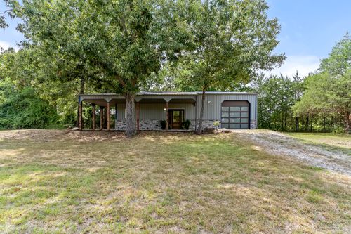 557 Deer Run St, Shell Knob, MO, 65747-9321 | Card Image