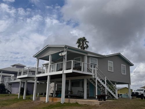 103 S T Head Dr, Seadrift, TX, 77983 | Card Image