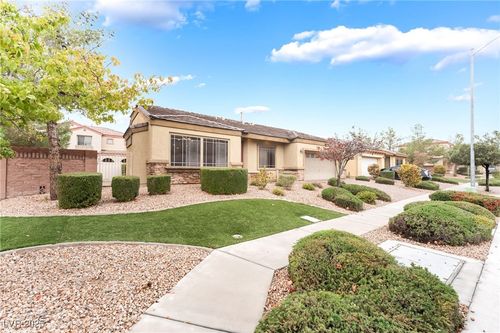 5513 Capistrano Hills St, North Las Vegas, NV, 89081-4070 | Card Image