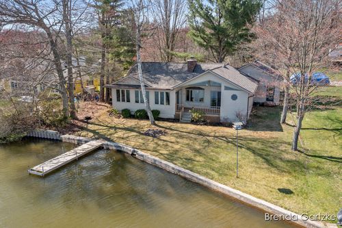 1599 Clearwater Dr, Grant, MI, 49327-9311 | Card Image