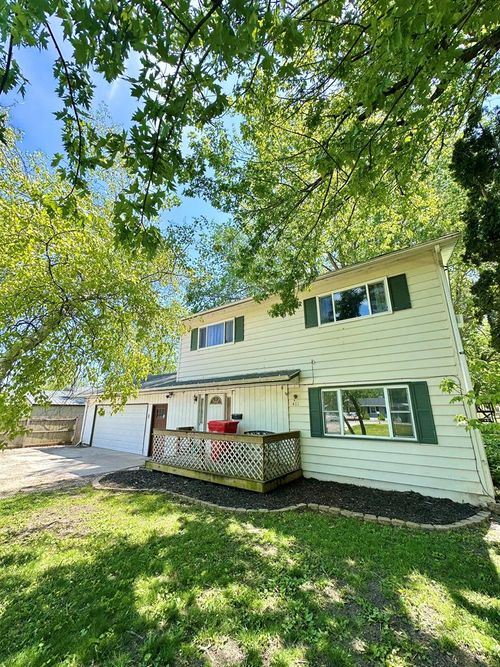 411 E Center Ave, Badger, IA, 50516 | Card Image