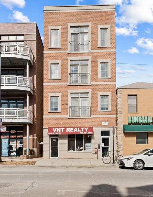 apt-4-2248 W Foster Ave, CHICAGO, IL, 60625-3964 | Card Image
