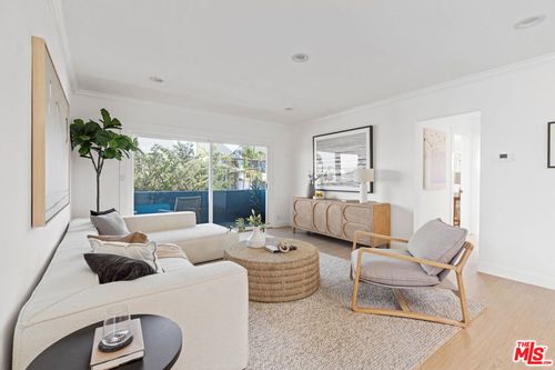 4-423 Pier Ave, Santa Monica, CA, 90405-5543 | Card Image