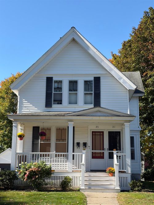 23 Florence St, Andover, MA, 01810-3610 | Card Image