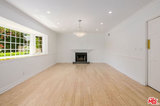 8760 White Oak Ave, House other with 4 bedrooms, 4 bathrooms and 2 parking in Sherwood Forest CA | Image 8