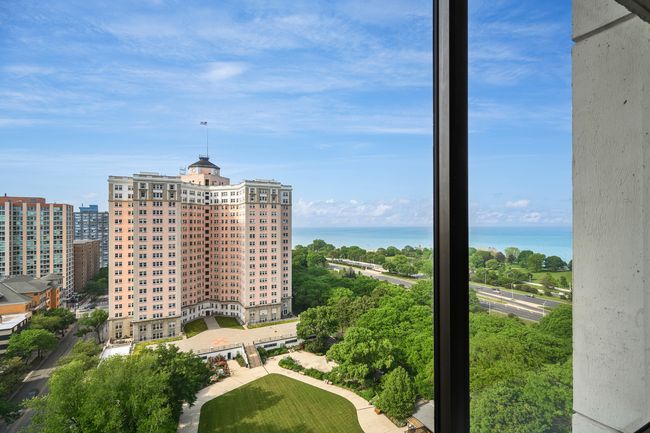 APT-1811 - 5455 N Sheridan Rd, Condo with 2 bedrooms, 1 bathrooms and null parking in CHICAGO IL | Image 18